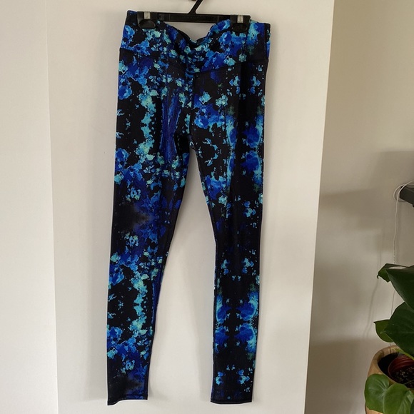 FABLETICS blue lava print pant leggings black long stretch - Picture 3 of 4
